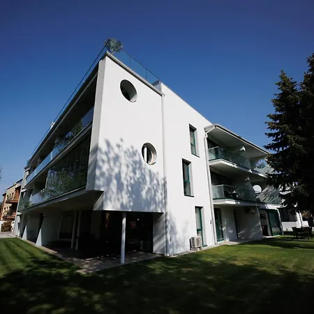 Bauhaus Labi Garden Wellness Apartament