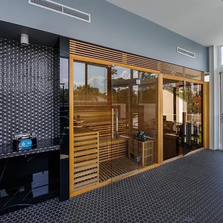 Bauhaus Labi Garden Wellness Apartment *