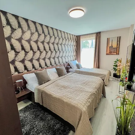 Apartment Bauhaus Labi Garden Wellness Siofok